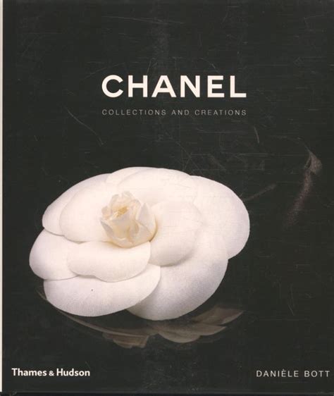 decoratie boeken chanel|Chanel, Daniele Bott .